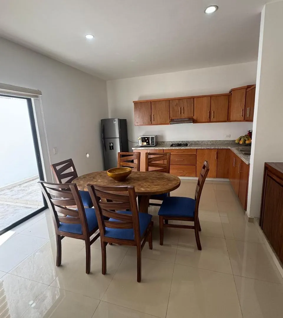 2Br 1Ba Condo 1 Block To Ocean Condo 1 Mazatlán Διαμέρισμα